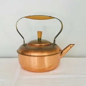 Copper Kettle / Vintage Copper Kettle / Copper Teapot / copper decor / vintage kitchen