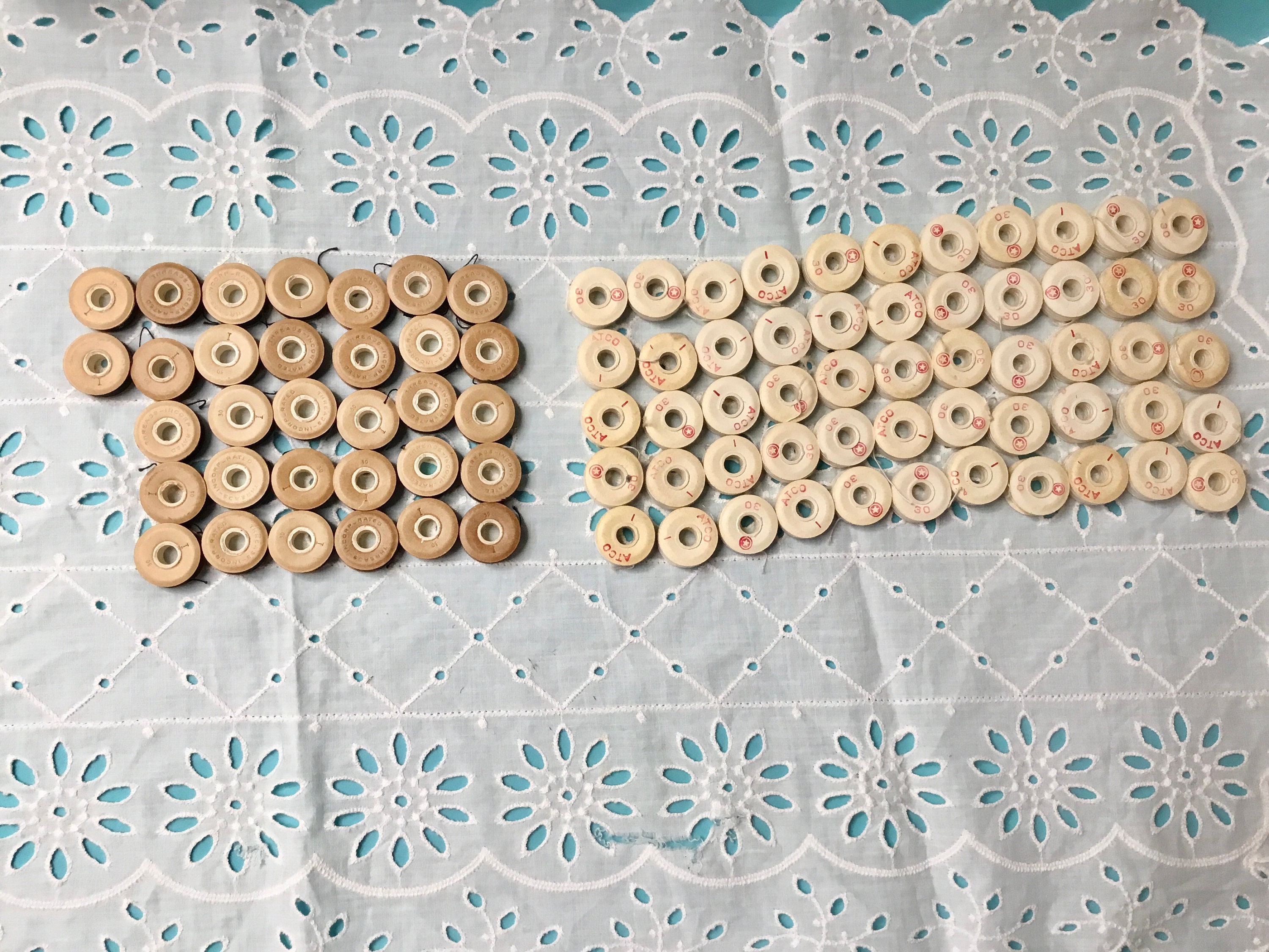 Vintage American Thread Star Disc 87 Pcs Bobbins Intrinsic