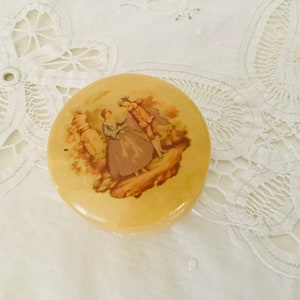 Vintage Hand Carved Alabaster Trinket Box Hinged Lid Gold Trim Made In Italy