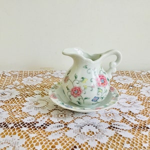 Vintage Small Ceramic Wash Basin and Pitcher Knick Knack