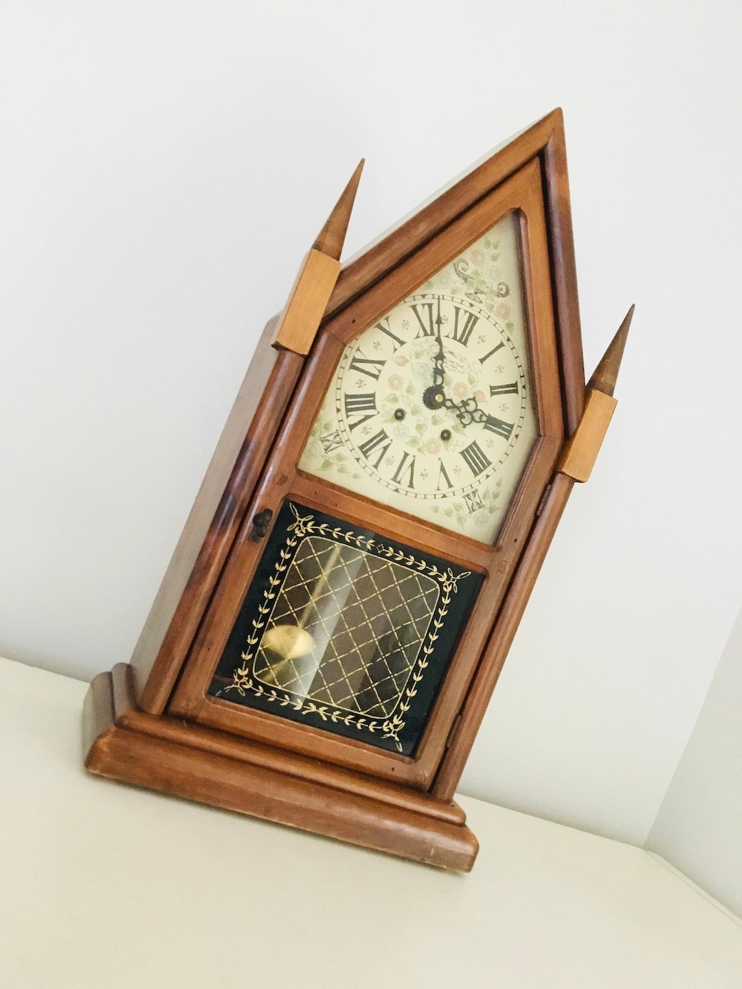 Vintage New England Clock Co. 8day Pendulum Gothic Steeple Mantel