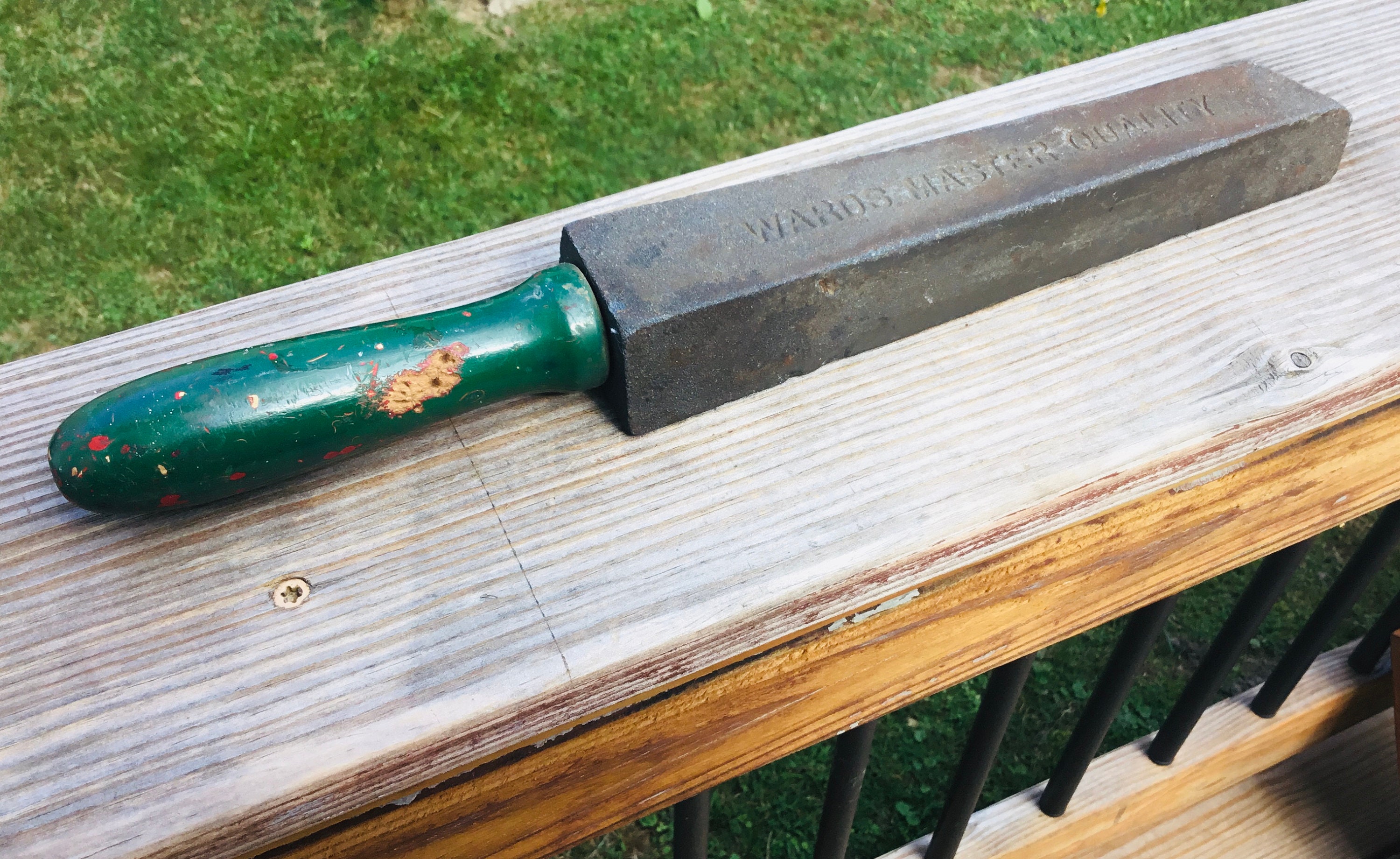 Vintage EVERSHARP KNIFE SHARPENER GREEN WOOD HANDLE Made In USA