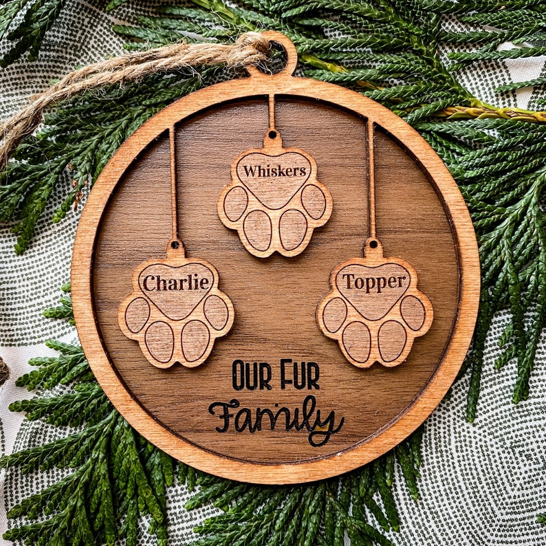Free Free 153 Family Ornament Svg SVG PNG EPS DXF File