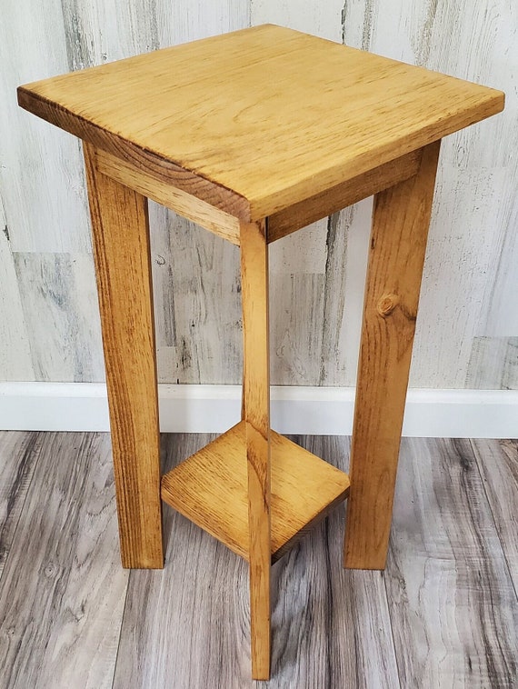 Fully assembled golden oak knotty pine end table, entryway table, small side table, bedside table, phone table,furniture for small area