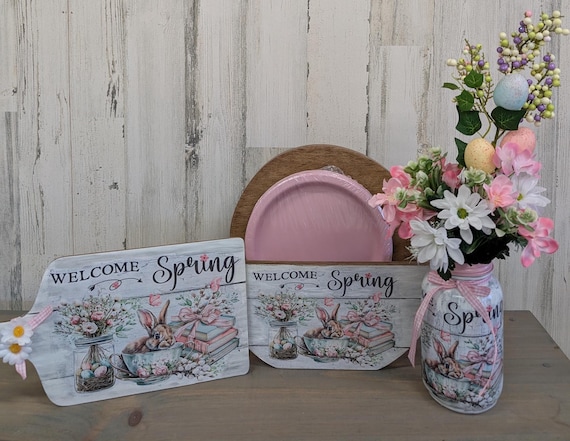 Spring Easter Decor, Paper plate holder, decorative cutting board, Easter centerpiece, Kitchen decor, welcome Spring decor, Easter flowers