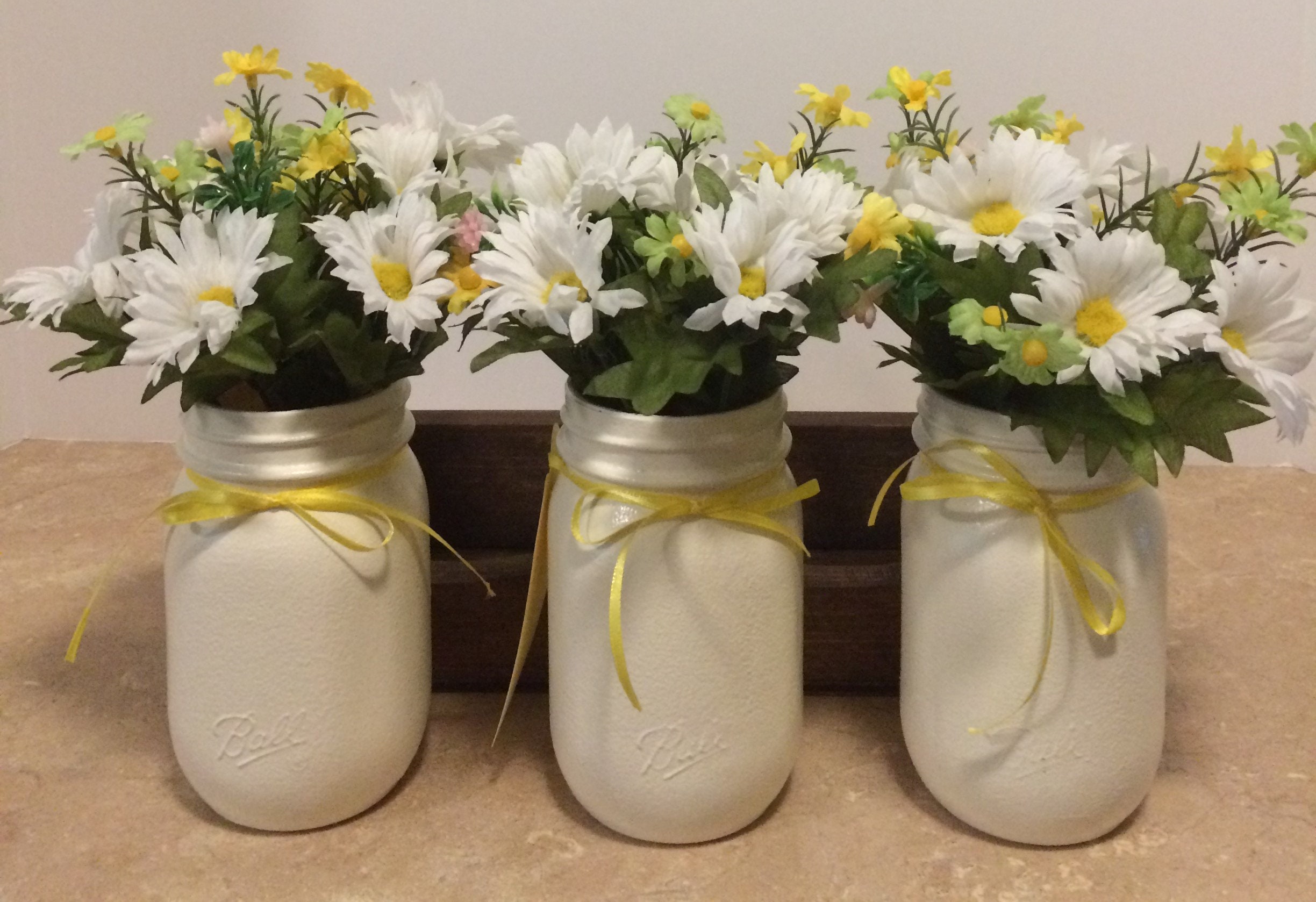 mason jar centerpiece for kitchen table