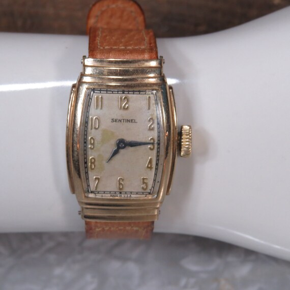 Vintage Sentinel Wristwatch 1930s Gold Case E. Ingraham Watch