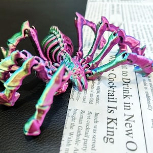 3D Printed Spider Fidget Toy, Multi-Colors Flexible Desk Decor, Articulated Spider Fidget Toy, Bookshelf Decor, Halloween Home Decor