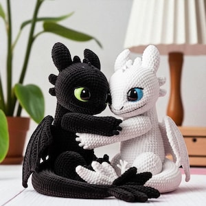 Toothless And Light Fury Hugging Plush Handmade Crochet Toy, Cute Amigurumi Dragon Couple Gift, Stuffed Animal For Lovers, Kids Room Decor