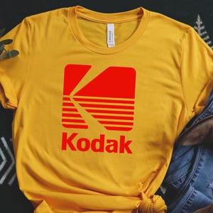 Retro Kodak T-shirt Photography Junkie Vintage Camera - Etsy
