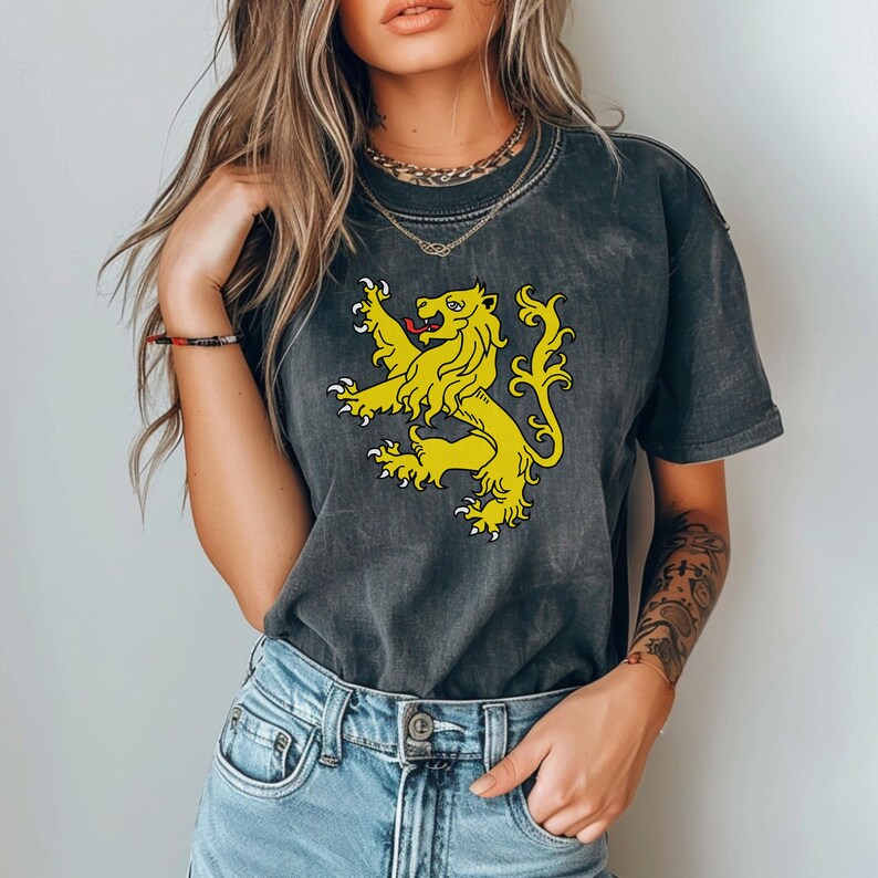 Camiseta con colores cómodos del león escocés Camiseta con león rampante: Sudadera con capucha de Escocia con estandarte real escocés, camiseta de Escocia, Escocia te llama imagen 1