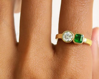14K Rose Gold Toi et Moi Ring – Emerald Cut Green Gemstone & Diamond Promise Ring