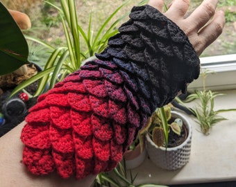 Gants noirs et rouges en écailles de dragon au crochet en coton