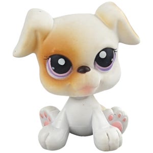 Figura vintage LPS Littlest Pet Shop, perro n.° 84 BOXER 2005 Hasbro, color blanco tostado, generación 1, ojos rosados y morados, imán rojo, muy buena calidad. Ofrecemos envío combinado.