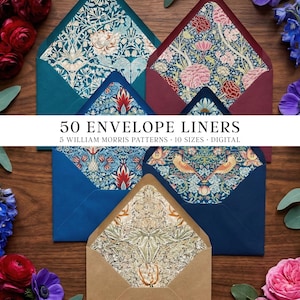 Pode incluir: Uma variedade de envelopes coloridos com padrões florais e o texto "50 Envelope Liners". Os envelopes são em vários tons de azul, verde-azulado e castanho, com designs intrincados. A imagem é rodeada por flores e vegetação.