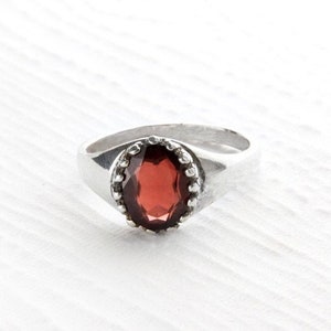 Vintage Red Garnet Sterling Silver Ring - Antique Style