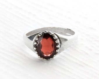 Stunning Red Garnet Sterling Silver Ring, Vintage Garnet Ring, Antique Style Silver Ring