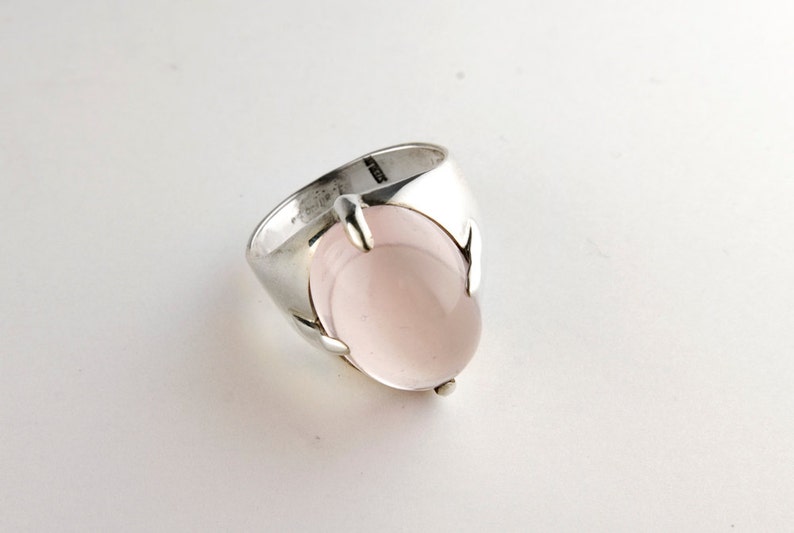 Chunky Rose Quartz and Sterling Silver Ring in Size 8 image 4