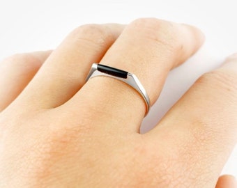 Minimalistischer Stapelring aus schwarzem Onyx - Sterlingsilber