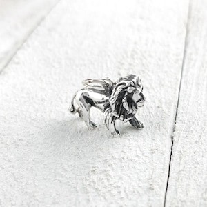 Sterling Silver Lion Charm, Silver Lion Pendant, Leo Zodiac Animal Charm Pendant, 3D African Lion Charm in Sterling Silver, Wildcat Charm