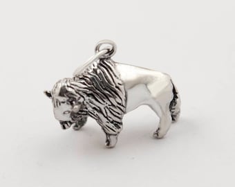 Bison Charm Pendant in Sterling Silver, Buffalo Charm Pendant in Sterling Silver, Buffalo Bull Charm in Sterling Silver