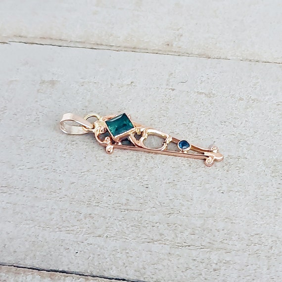 Antique Green Tourmaline and Sapphire 10K Gold Pe… - image 4
