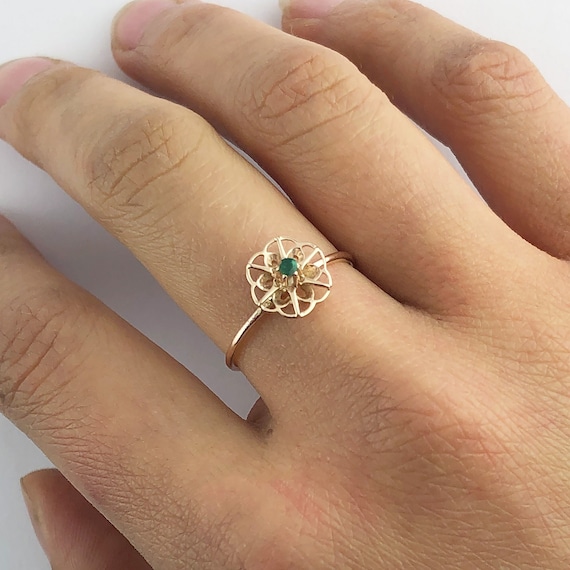 Antique Mandala Emerald 10K Gold Ring, Victorian … - image 1