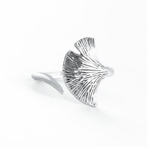 Bague en argent sterling avec feuille de ginkgo : tour de cou réglable, fait main
