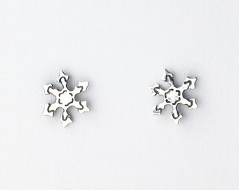 Small Snowflake Sterling Silver Stud Earrings Pair