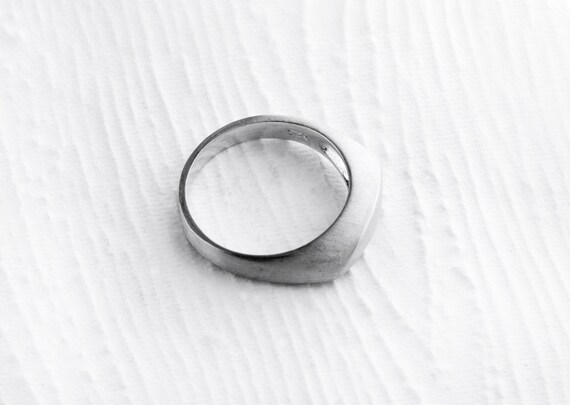 Minimalist Sterling Silver Wave Ring: Matte Satin… - image 3
