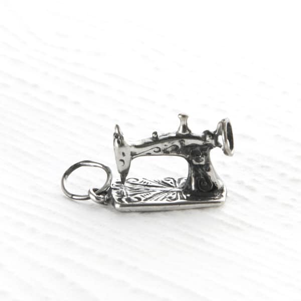 Little Vintage Sewing Machine Sterling Sterling Charm