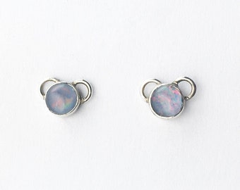 Witte opaal studs Bruidsmeisje cadeau 5mm Opal stud oorbellen Titanium opaal oorbellen Sieraden Oorbellen Oorknopjes Pure Titanium oorbellen-Hypoallergene Bruidsmeisje oorbellen 