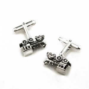 Train in Cufflinks Sterling Silver, Freight Train Cufflinks in Sterling Silver, Locomotive Train Cufflinks, Old Fashioned Train Cufflinks