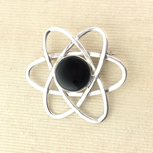 The Atom Brooch in Back Onyx and Sterling Silver, Black Onyx Atomic Theory Model Brooch Pin in Sterling Silver, Science Teachers Gift