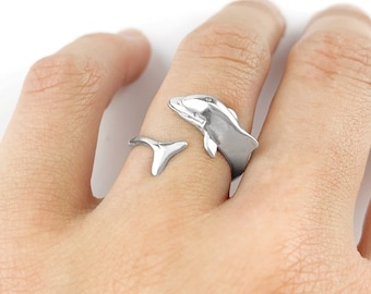 Adjustable Dolphin Ring in Sterling Silver, Bottlenose Dolphin Ring in Sterling Silver, Sterling Silver Dolphin Wrap Ring, Animal Jewelry