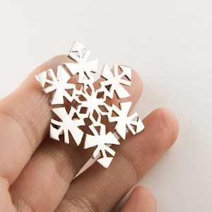 Sterling Silver Snowflake Brooch: Winter Holiday Pin