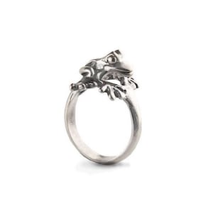 Sterling Silver Frog Ring: Handmade 3D Animal Jewelry