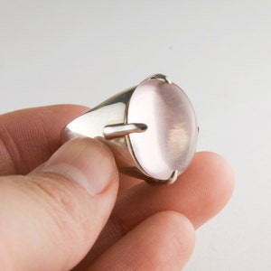 Chunky Rose Quartz and Sterling Silver Ring in Size 8 image 3