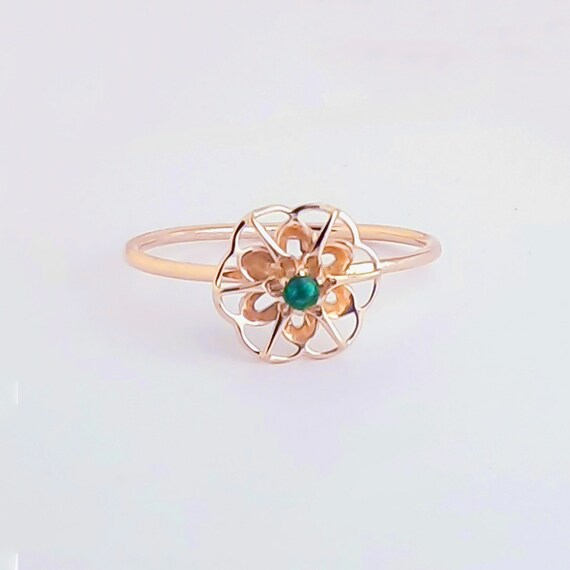 Antique Mandala Emerald 10K Gold Ring, Victorian … - image 4