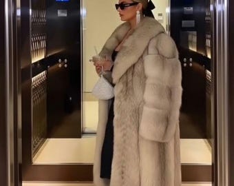 Luxury Beige Faux Fur Coat - Plush Winter Outerwear