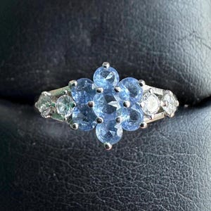 Blue And White Cubic Zirconia (Cz) Silver 925 Flower Ring Size 9