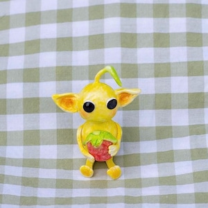 Pikmin Figurine Handmade Clay Cute Desk Buddy Knick Knack Cute Decor Trinket