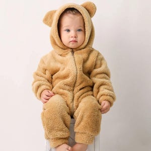 Swaddle Me Sleep Sack, Swaddle Babies Plush, Swaddle for Newborns, Baby Sleeping Bag 0-6 Months, Bear Hooded Fleece Wrap, Infant Blanket