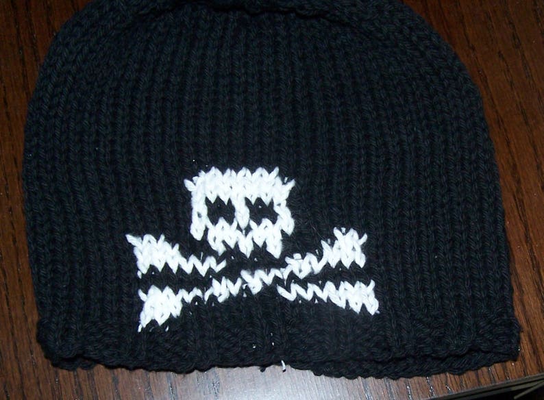 Skull & Crossbones Hat Beanie Hand Knit MADE TO ORDER Black - Etsy