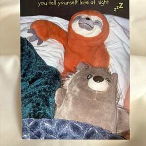 Teddys fangen Zzzs. Postkartendrucke mit inspirierenden Bildern und achtsamen Botschaften. Teil einer Reihe von Drucken.