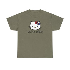 China Rider Parody Cute Kitty Graphic Tee, Fun Unisex Cotton T-Shirt, Hello Kitty Fans Gift, Casual Everyday Wear, Cute Animal Apparel zdjęcie 5