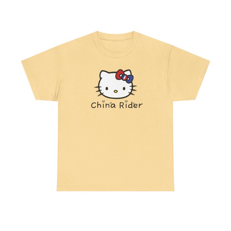 China Rider Parody Cute Kitty Graphic Tee, Fun Unisex Cotton T-Shirt, Hello Kitty Fans Gift, Casual Everyday Wear, Cute Animal Apparel zdjęcie 4