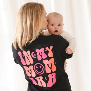 Breastfeeding Top with 'In My Mom Era' Graphic Pink - Organic Cotton, Postpartum Gift