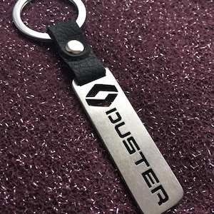 Keychain for Renault Duster cars made of stainless steel and leather