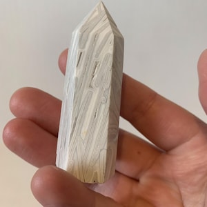 White Mexican Lace Agate Tower